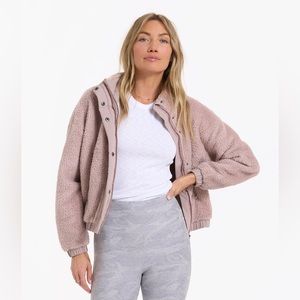 Vuori- Small Cozy Sherpa Jacket (Umber)